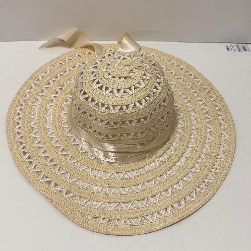 Straw Sun Hat with Satin Ribbon - Cream
